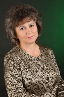 Попова Ирина Олеговна